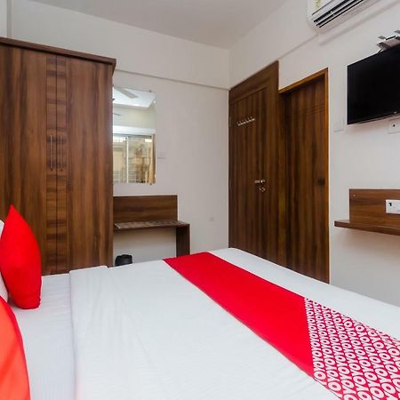 Oyo 4125 Apartment Kamothe 나비뭄바이 외부 사진