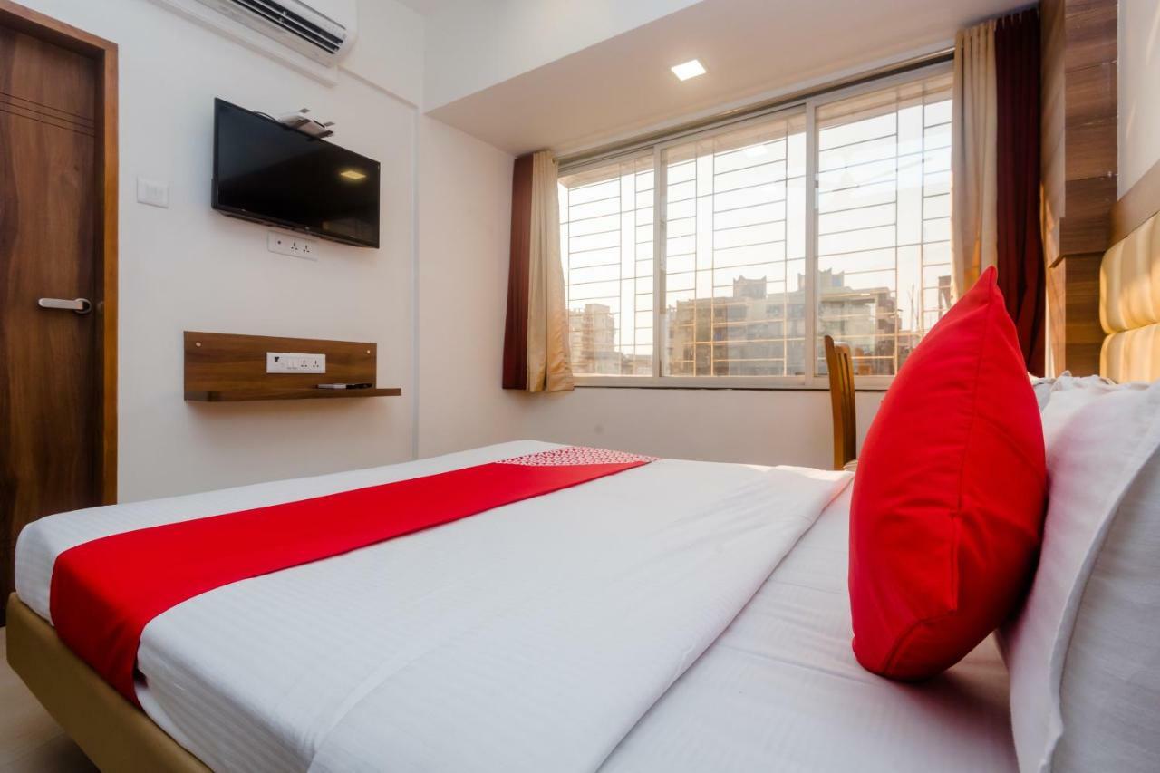 Oyo 4125 Apartment Kamothe 나비뭄바이 외부 사진